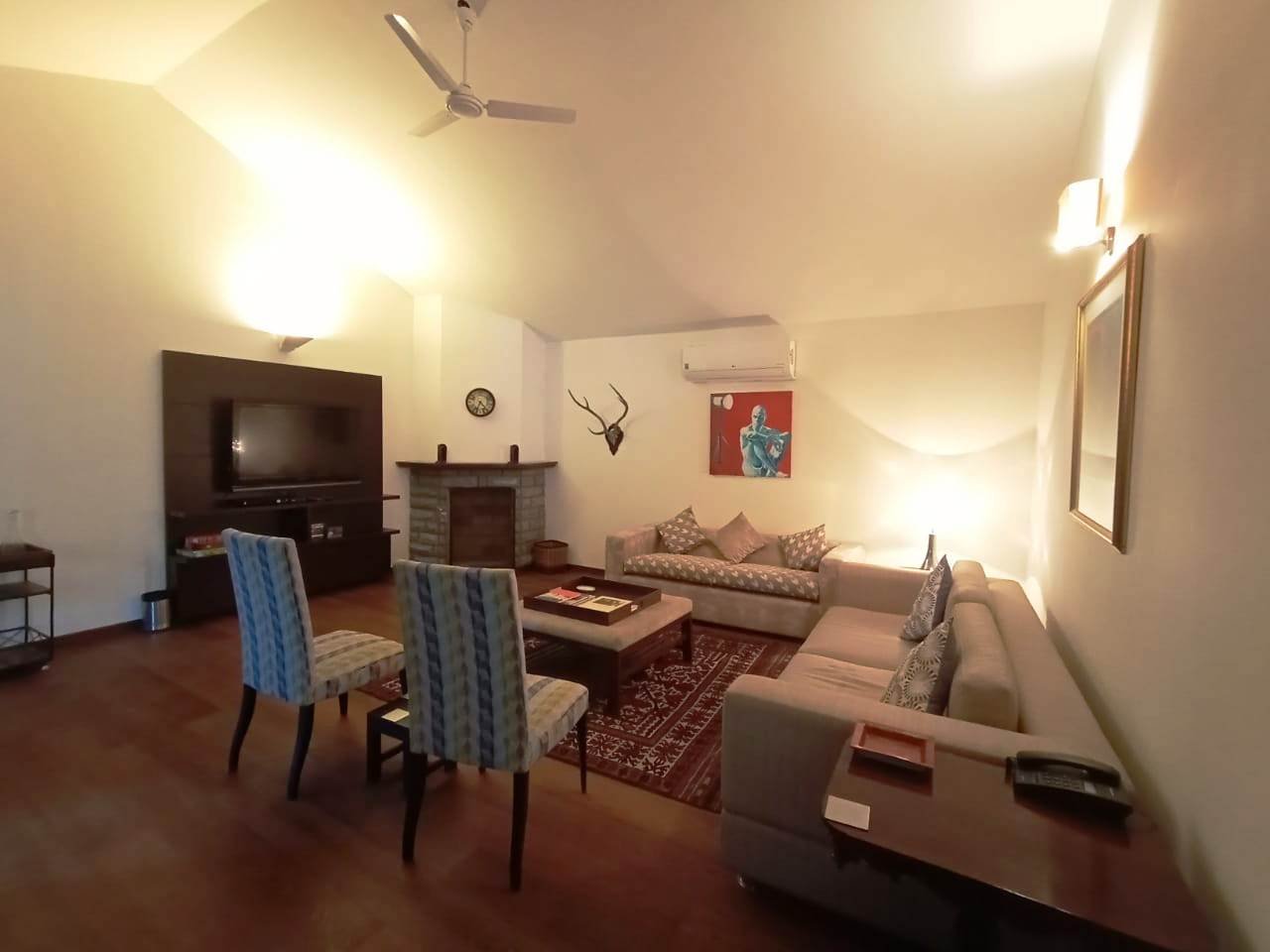 seascape-villa image
